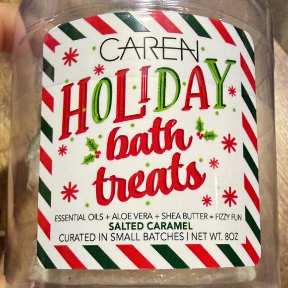 Carven Holiday Bath Treats - Festive Red and Green - Picture 1 of 5
